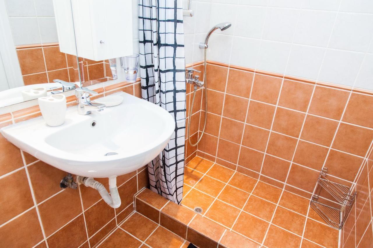 Centrally Located Studio In Athens! Apartment Bagian luar foto